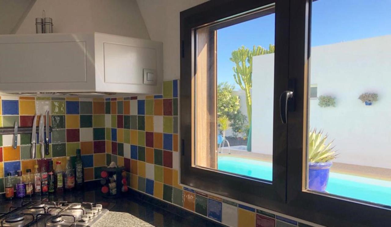 Casa Azmira Del Mar Villa Guatiza Екстериор снимка